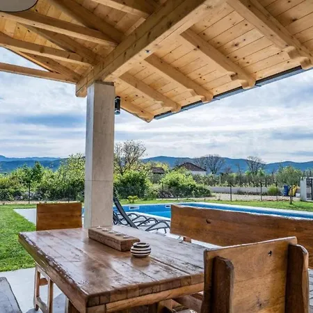Villa Modriola Heated Pool *