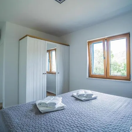 Modriola With Heated Pool In - Imotski Donji Proložac