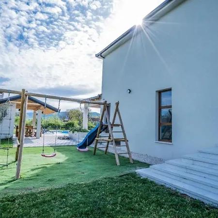 Villa Modriola Heated Pool Donji Prolozac