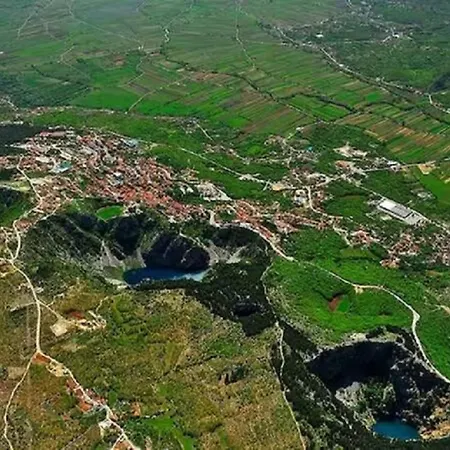 Modriola With Heated Pool In - Imotski