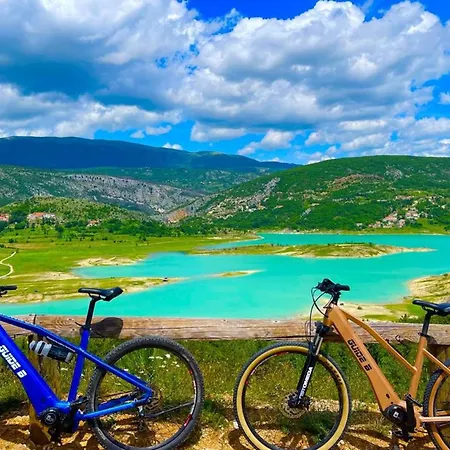 Modriola With Heated Pool In - Imotski