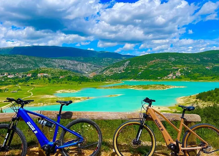 Modriola With Heated Pool In - Imotski